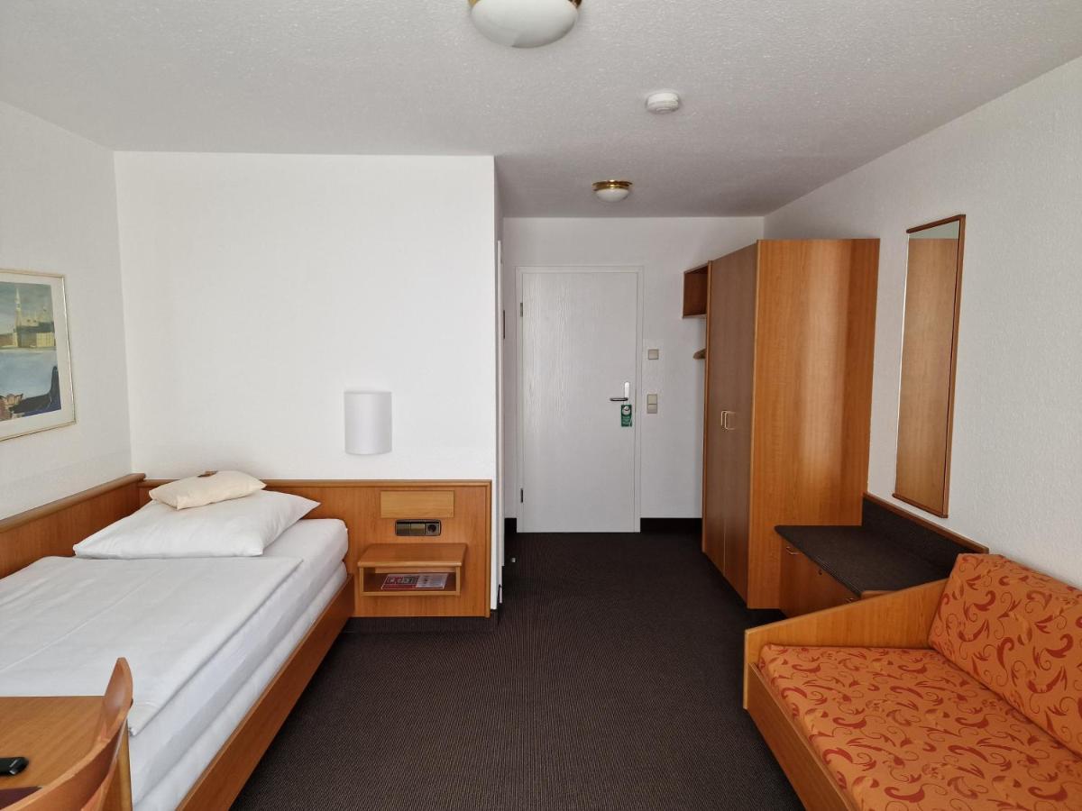 Hotel Gerberhof Backnang Bagian luar foto