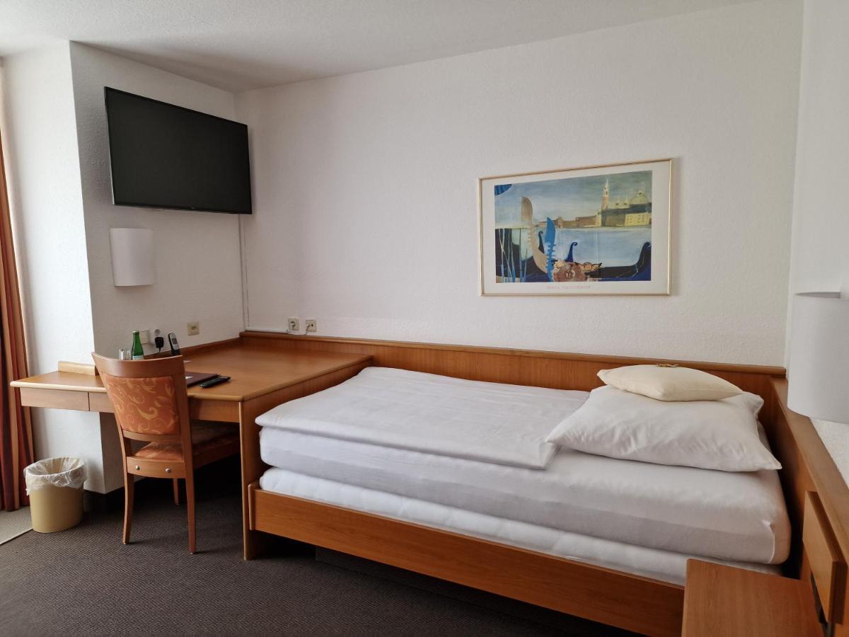 Hotel Gerberhof Backnang Bagian luar foto